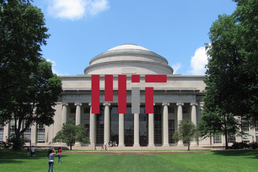 InfoTalk's Founder and CEO is a scientist who obtained his PHD from Massachusetts Institute of Technology (MIT)